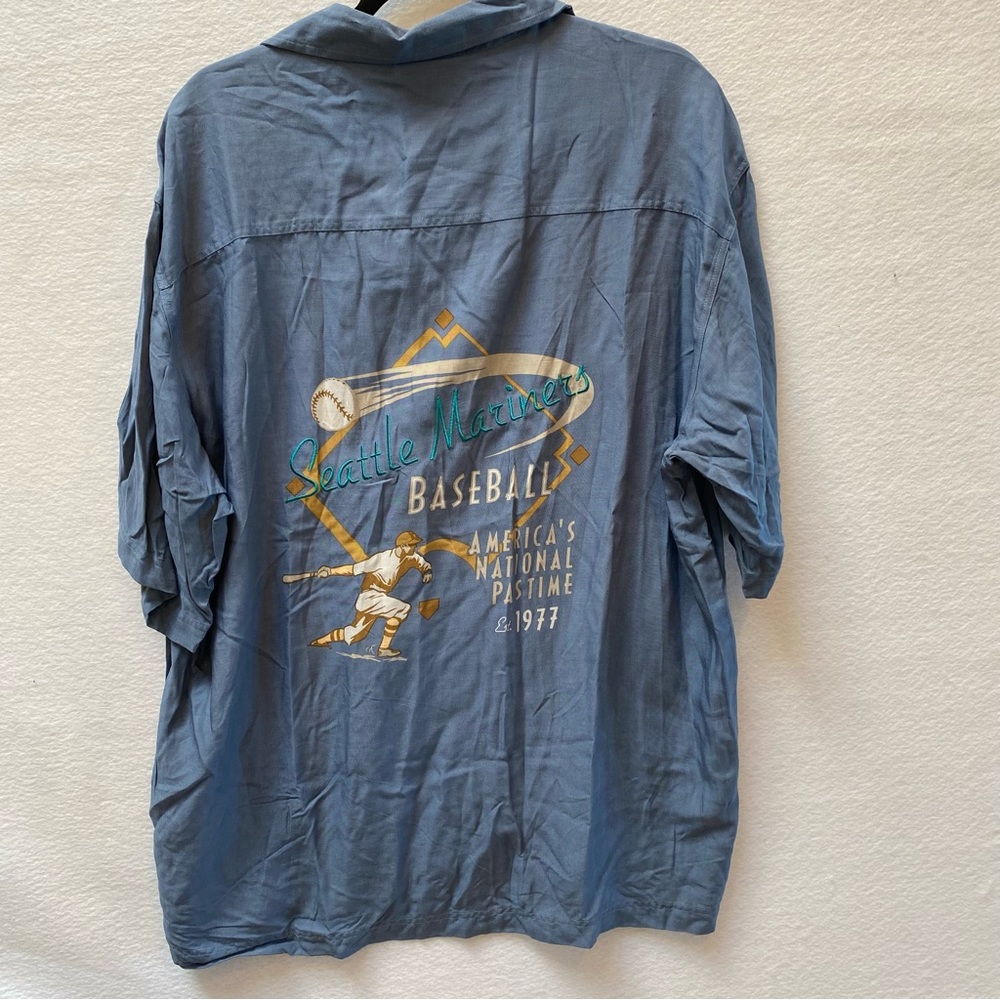 Lee Sport MLB Seattle Mariners Button Down